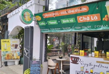 Không gian tại quán Cha La Coffee